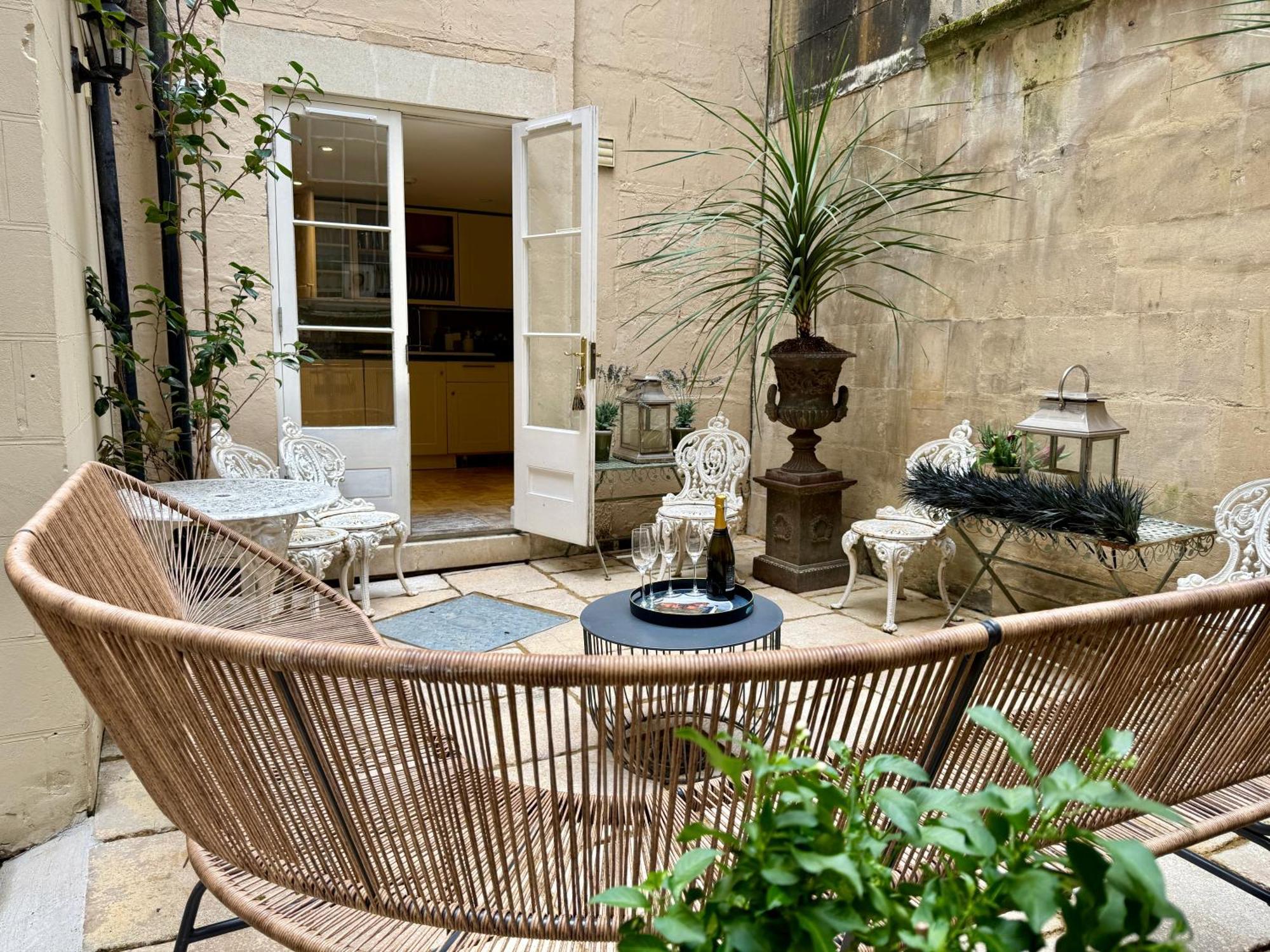 Abbey Mews In The Heart Of Bath, Bath Keys Apartment Exterior photo